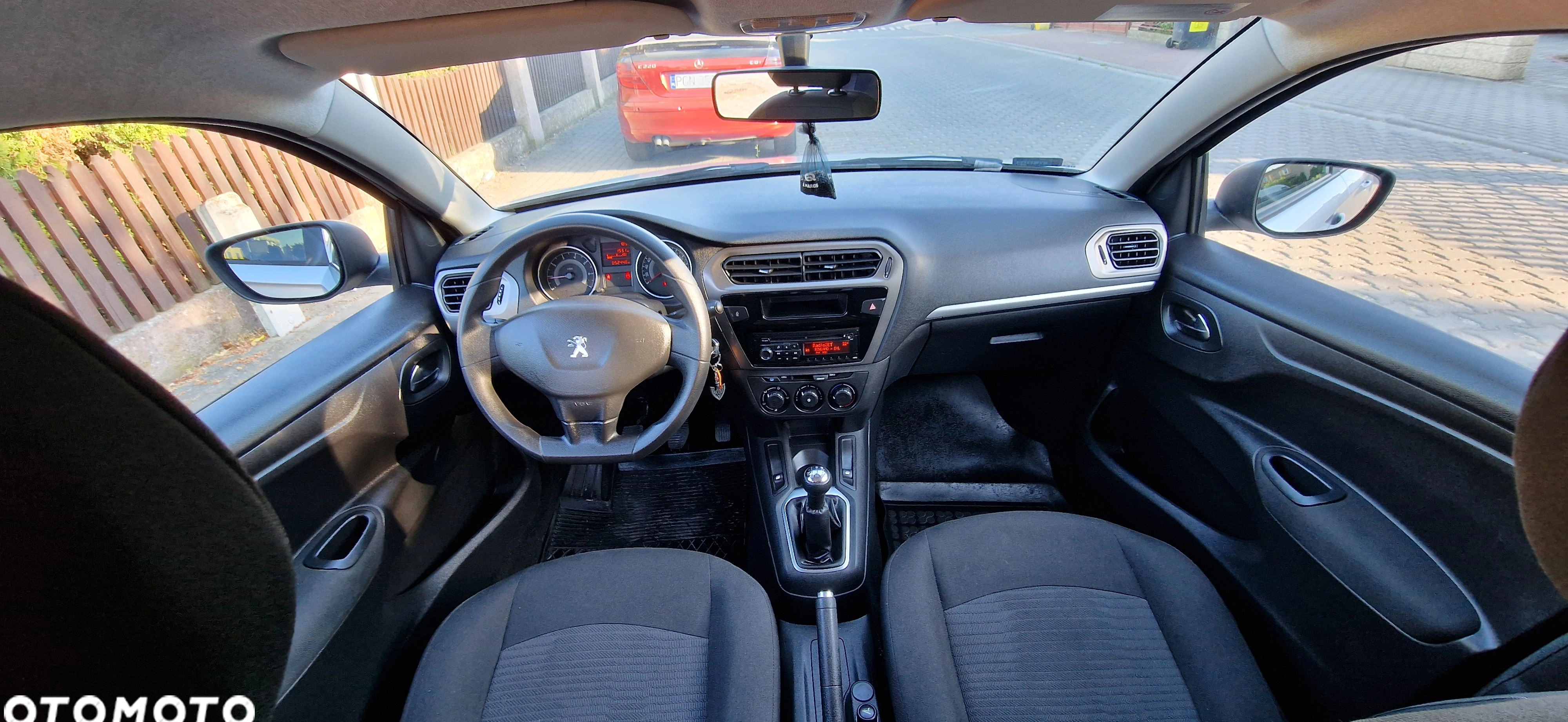Peugeot 301 cena 23500 przebieg: 52500, rok produkcji 2013 z Gniezno małe 106